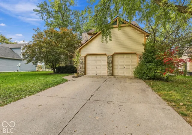 Photo 1 of Single family home for sale at 9112 Fireside Dr, Indianapolis, IN 46250 | MLS# 22131556 | Listing updated on 2026-10-29