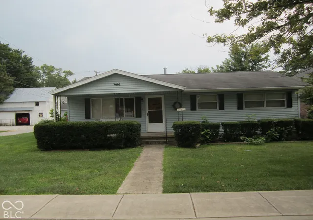 Single family home for sale at 301 Osborne Ave, Pittsboro, IN 46167 | MLS# 22131557