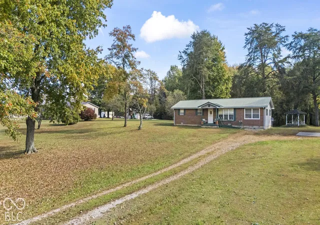 Single family home for sale at 4536 N Whitsitt Rd, Austin, IN 47102 | MLS# 22131573