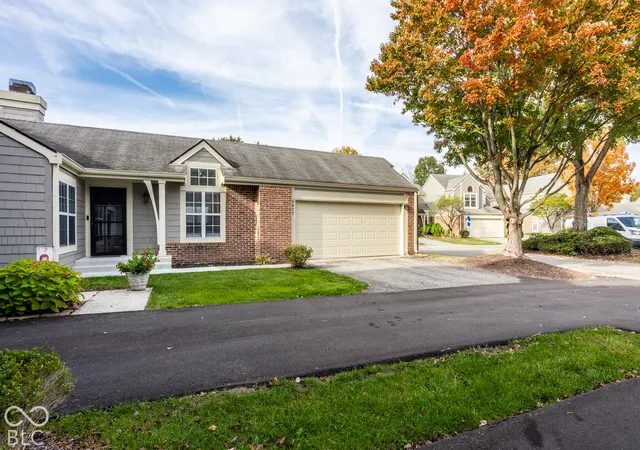 Photo 3 of Condo for sale at 6477 Miramar Ct, Indianapolis, IN 46250 | MLS# 22131577 | Listing updated on 2026-10-29