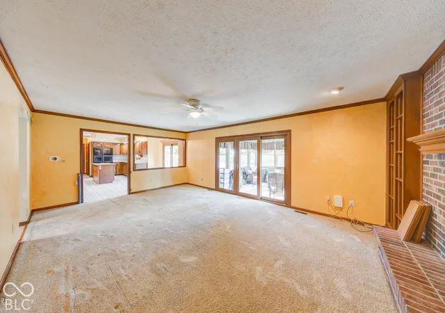 Photo 3 of Sale Pending at 7044 Oakbay Dr, Noblesville, IN 46062 | MLS# 22131605 | Listing updated on 2026-10-19
