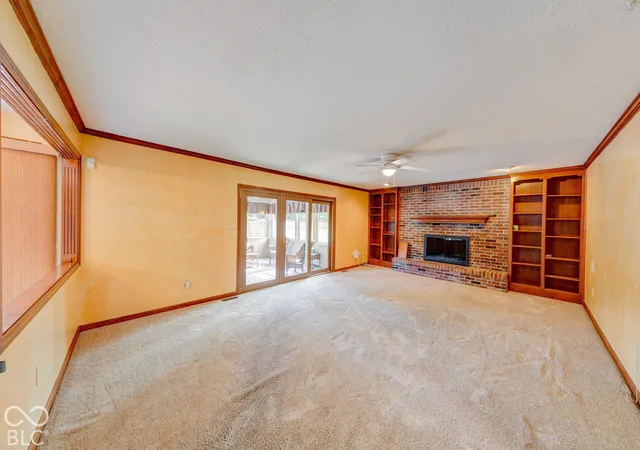 Photo 3 of Sale Pending at 7044 Oakbay Dr, Noblesville, IN 46062 | MLS# 22131605 | Listing updated on 2026-10-19