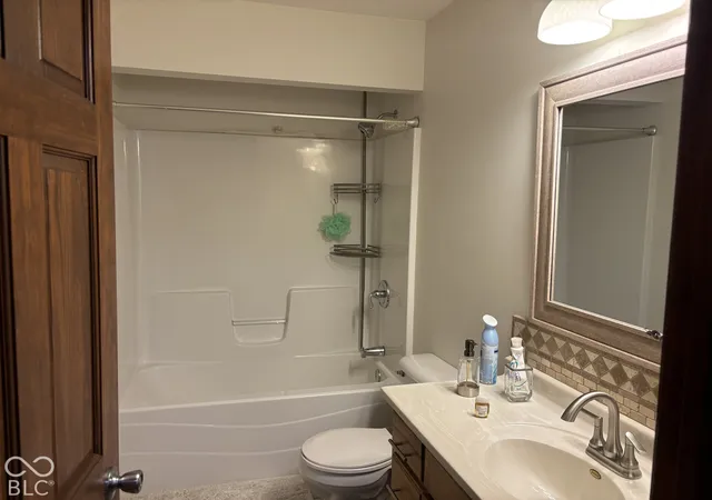 Photo 4 of Single family home for sale at 530 N Sexton, Rushville, IN 46173 | MLS# 22131607 | Listing updated on 2026-10-20