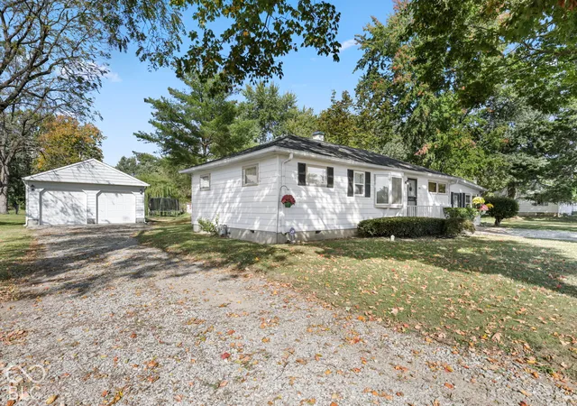 Photo 2 of Single family home for sale at 280 Anniston, Indianapolis, IN 46227 | MLS# 22131617 | Listing updated on 2026-10-25