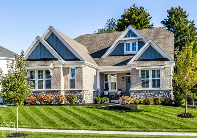Photo 1 of Sale Pending at 5419 Pembridge Ln, Zionsville, IN 46077 | MLS# 22131620 | Listing updated on 2026-10-19
