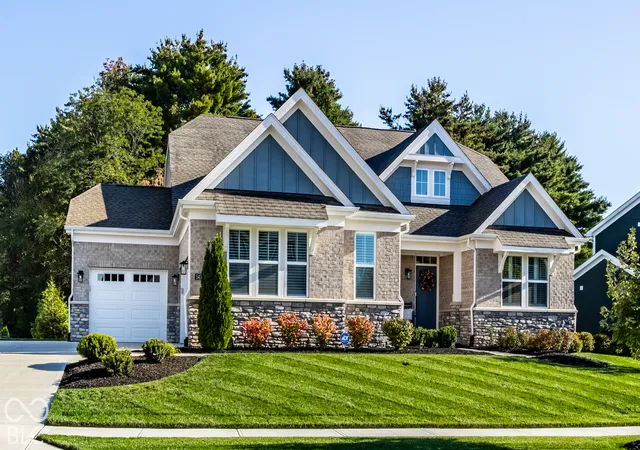 Photo 2 of Sale Pending at 5419 Pembridge Ln, Zionsville, IN 46077 | MLS# 22131620 | Listing updated on 2026-10-19
