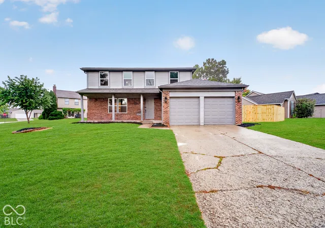 Photo 1 of Sale Pending at 5666 Colonist Cir, Indianapolis, IN 46254 | MLS# 22131641 | Listing updated on 2026-10-19