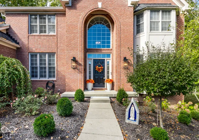 Photo 3 of Sale Pending at 14026 Jameson Ln, Carmel, IN 46032 | MLS# 22131647 | Listing updated on 2026-10-23
