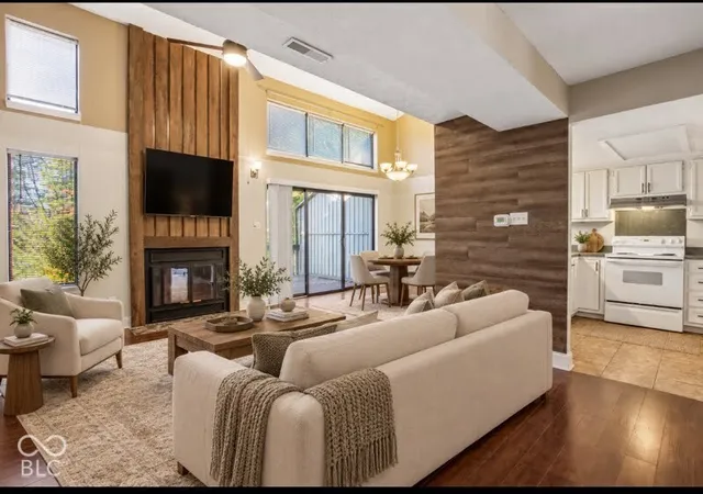 Photo 4 of Condo for sale at 96 Lookout Ridge, Columbus, IN 47201 | MLS# 22131649 | Listing updated on 2026-10-22