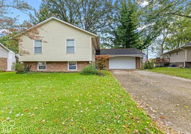 Photo 1 of Single family home for sale at 4013 Ivory Way, Indianapolis, IN 46237 | MLS# 22131650 | Listing updated on 2026-10-17