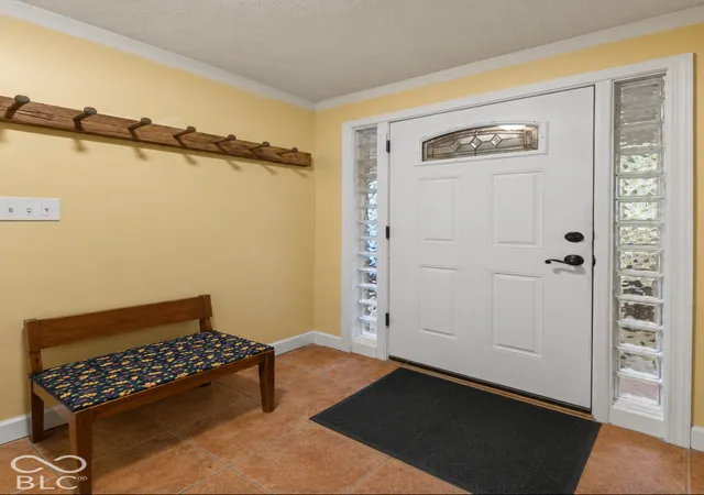 Photo 2 of Single family home for sale at 4013 Ivory Way, Indianapolis, IN 46237 | MLS# 22131650 | Listing updated on 2026-10-17
