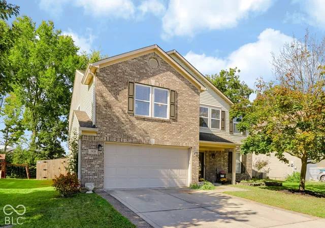 Photo 2 of Sale Pending at 3426 Carica Dr, Indianapolis, IN 46203 | MLS# 22131652 | Listing updated on 2026-10-23