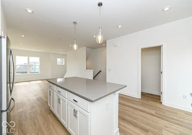 Photo 2 of Single family home for sale at 922 E 24th Street, Indianapolis, IN 46205 | MLS# 22131677 | Listing updated on 2026-10-19