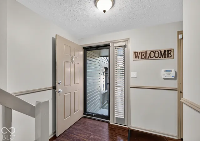 Photo 3 of Condo for sale at 8052 Sunset Cvs Dr, Indianapolis, IN 46236 | MLS# 22131690 | Listing updated on 2026-10-28
