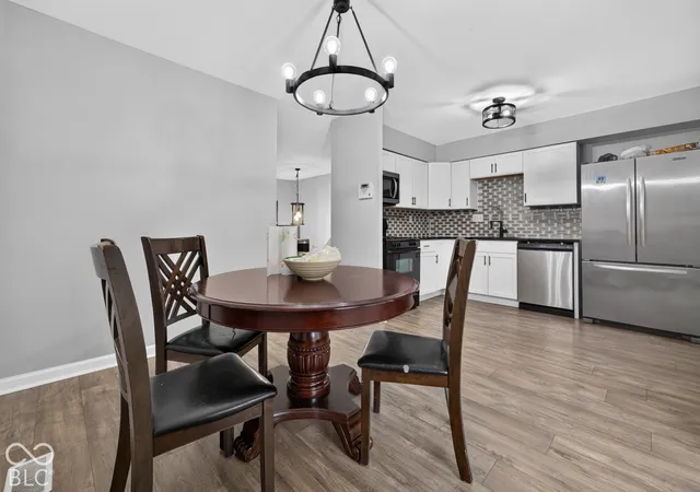 Photo 4 of Single family home for sale at 9115 Breen Ct, Indianapolis, IN 46235 | MLS# 22131699 | Listing updated on 2026-10-17