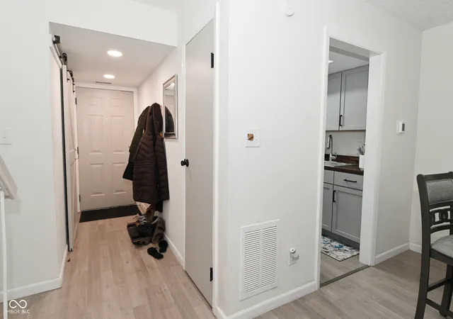Photo 2 of Condo for sale at 7368 Country Brk Dr, Indianapolis, IN 46260 | MLS# 22131700 | Listing updated on 2026-10-15