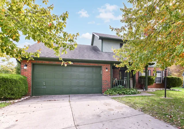 Photo 1 of Single family home for sale at 12423 High View Ct, Indianapolis, IN 46236 | MLS# 22131746 | Listing updated on 2026-10-15
