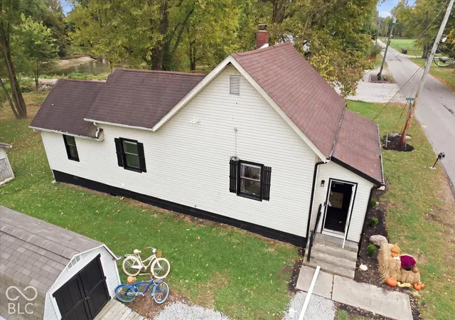 Photo 1 of Sale Pending at 9262 N 300 East, Morristown, IN 46161 | MLS# 22131747 | Listing updated on 2026-10-27