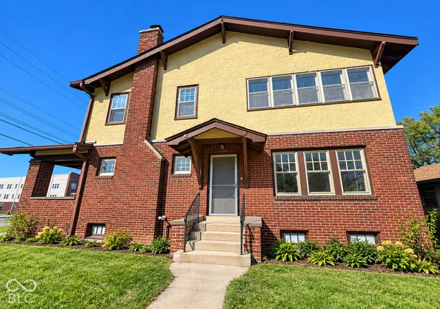 Photo 2 of Sale Pending at 4526 E Washington St, Indianapolis, IN 46201 | MLS# 22131762 | Listing updated on 2026-10-29