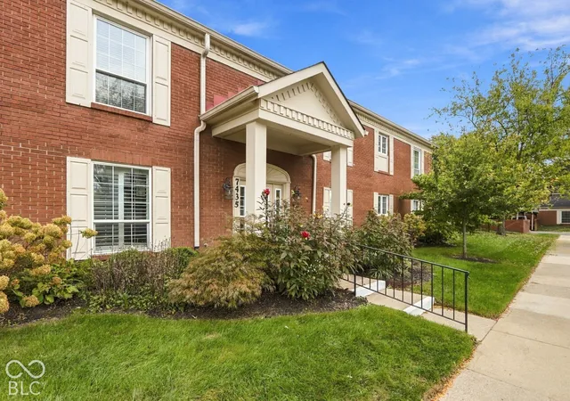 Photo 2 of Condo for sale at 7435 Lions Head #C, Indianapolis, IN 46260 | MLS# 22131764 | Listing updated on 2026-10-26