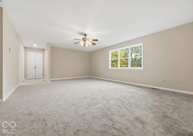 Photo 4 of Sale Pending at 8727 W 800 Road N, Indianapolis, IN 46259 | MLS# 22131774 | Listing updated on 2026-10-19