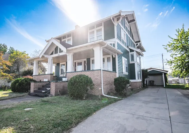 Photo 1 of Sale Pending at 718 S Walnut St, Seymour, IN 47274 | MLS# 22131778 | Listing updated on 2026-10-22