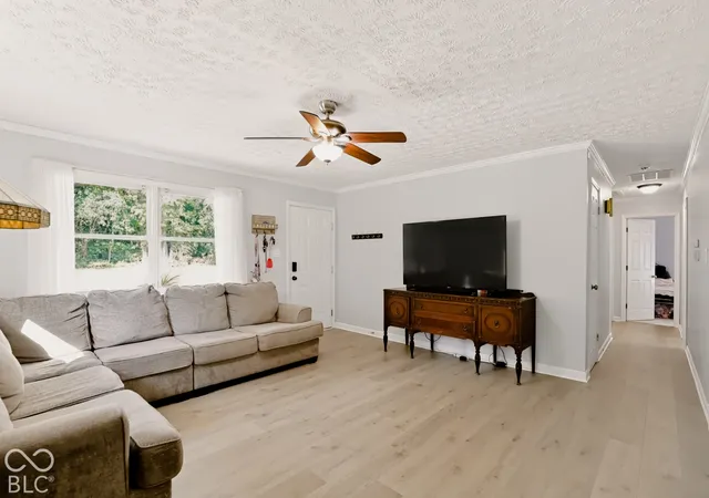 Photo 3 of Single family home for sale at 4651 Old Smith Valley Rd, Greenwood, IN 46143 | MLS# 22131782 | Listing updated on 2026-10-17