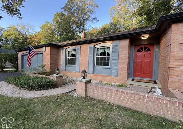 Photo 2 of Single family home for sale at 7214 N Tuxedo St, Indianapolis, IN 46240 | MLS# 22131797 | Listing updated on 2026-10-19