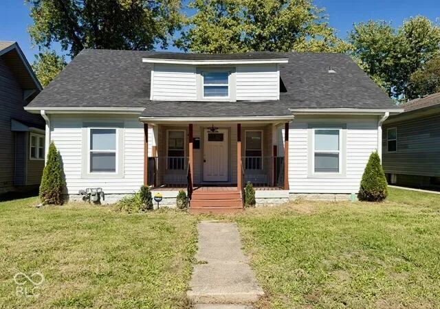 Photo 1 of Single family home for sale at 2910 Meredith Ave, Indianapolis, IN 46201 | MLS# 22131802 | Listing updated on 2026-10-19
