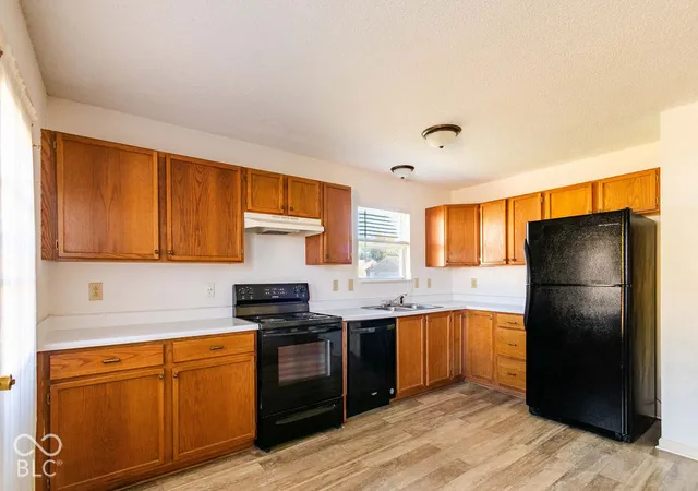 Photo 3 of Single family home for sale at 1934 E Werges Ave, Indianapolis, IN 46237 | MLS# 22131808 | Listing updated on 2026-10-27