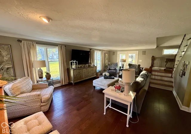 Photo 4 of Sale Pending at 462 E 300 Road N, Anderson, IN 46012 | MLS# 22131810 | Listing updated on 2026-10-22