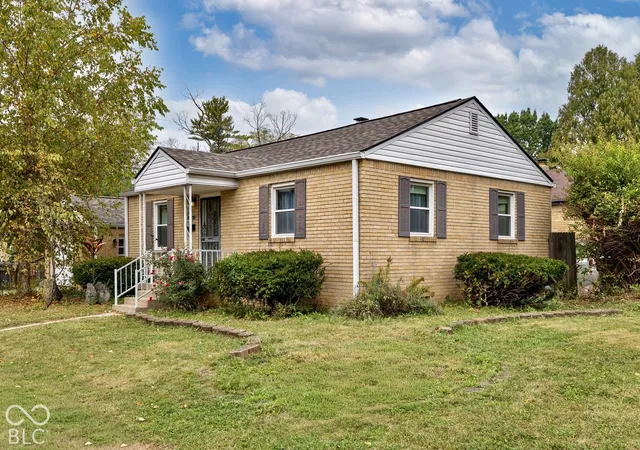 Photo 1 of Single family home for sale at 6156 Oak Ave, Indianapolis, IN 46219 | MLS# 22131819 | Listing updated on 2026-10-28