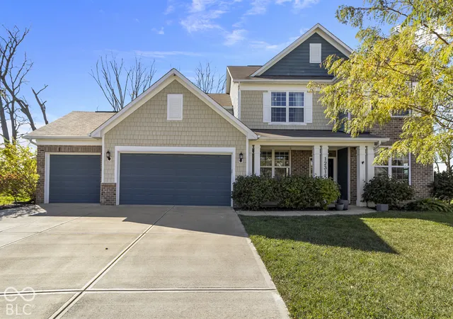 Photo 1 of Single family home for sale at 12317 Castle Pine Dr, Noblesville, IN 46060 | MLS# 22131820 | Listing updated on 2026-10-21