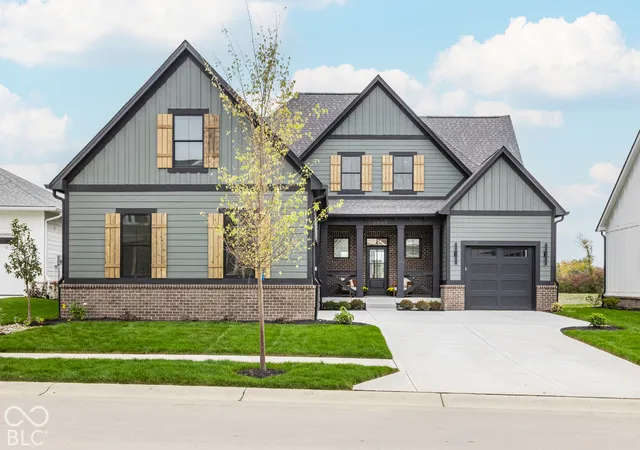 Photo 1 of Single family home for sale at 6069 Salisbury St, Zionsville, IN 46077 | MLS# 22131825 | Listing updated on 2026-10-22