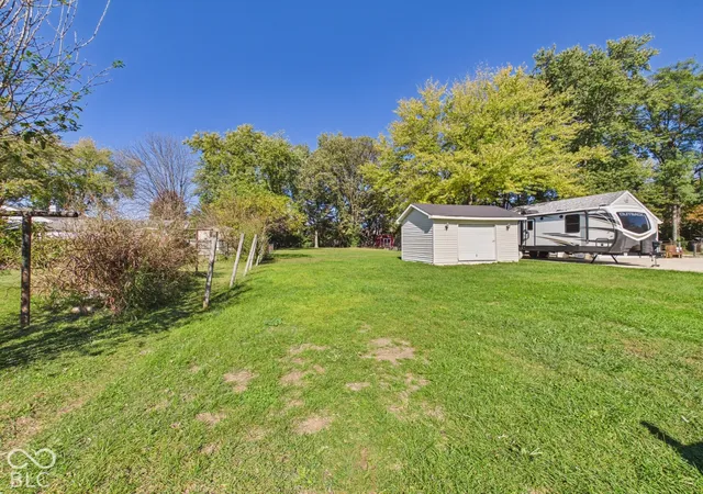 Photo 2 of Single family home for sale at 2424 Van Buskirk Rd, Anderson, IN 46011 | MLS# 22131828 | Listing updated on 2026-10-20