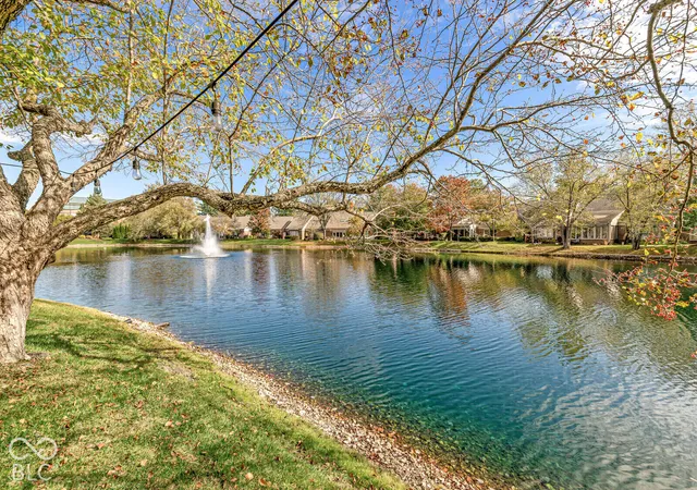 Photo 4 of Condo for sale at 214 Olde Ml Cvs, Indianapolis, IN 46260 | MLS# 22131832 | Listing updated on 2026-10-26