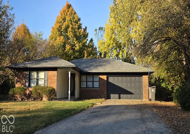 Photo 1 of Single family home for sale at 6816 Shadow Brk, Indianapolis, IN 46214 | MLS# 22131834 | Listing updated on 2026-10-27