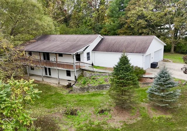 Photo 3 of Sale Pending at 2531 State Rd 252, Martinsville, IN 46151 | MLS# 22131835 | Listing updated on 2026-10-24