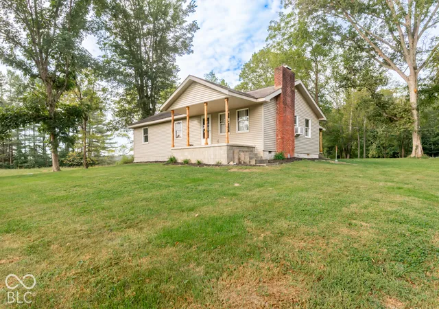 Photo 1 of Single family home for sale at 6166 N County Rd 200 W, Seymour, IN 47274 | MLS# 22131851 | Listing updated on 2026-10-17