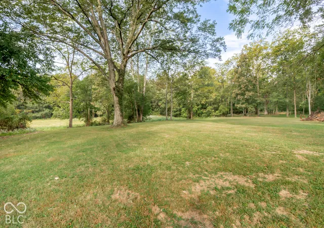 Photo 3 of Single family home for sale at 6166 N County Rd 200 W, Seymour, IN 47274 | MLS# 22131851 | Listing updated on 2026-10-17