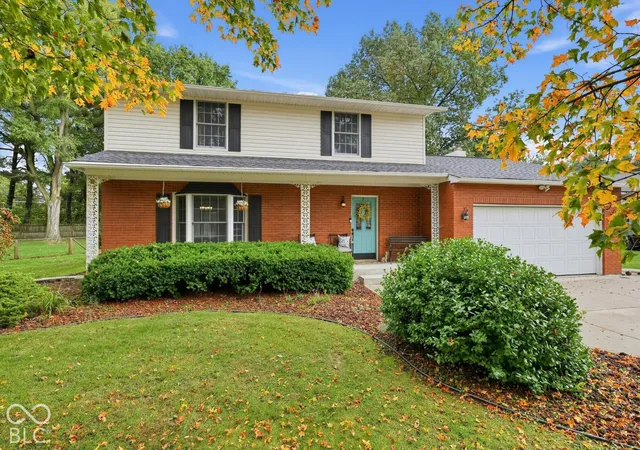 Single family home for sale at 52092 W Winding Waters Ln N, Elkhart, IN 46514 | MLS# 22131857