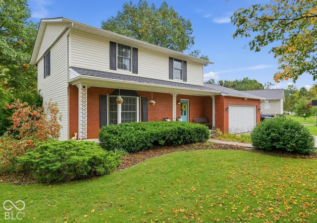 Photo 3 of Single family home for sale at 52092 W Winding Waters Ln N, Elkhart, IN 46514 | MLS# 22131857 | Listing updated on 2026-10-26