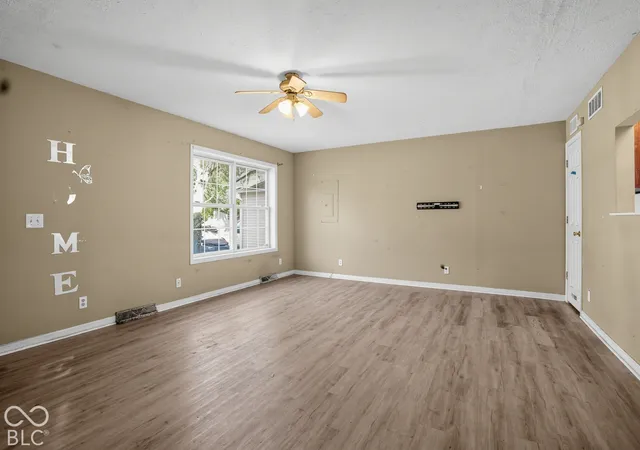 Photo 4 of Single family home for sale at 1014 W 30th Street, Indianapolis, IN 46208 | MLS# 22131862 | Listing updated on 2026-10-26