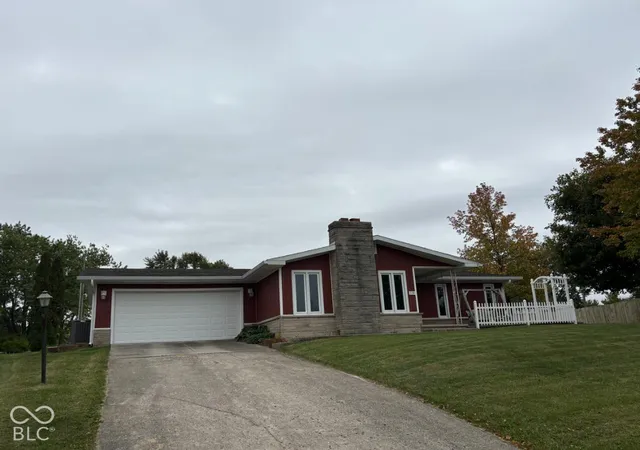 Photo 1 of Single family home for sale at 210 Hillside Dr, Hartford City, IN 47348 | MLS# 22131881 | Listing updated on 2026-10-16