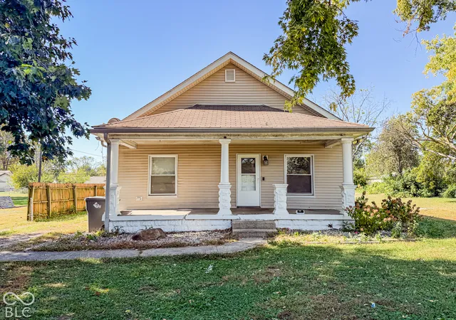 Photo 1 of Sale Pending at 824 S Fleming St, Indianapolis, IN 46241 | MLS# 22131884 | Listing updated on 2026-10-27