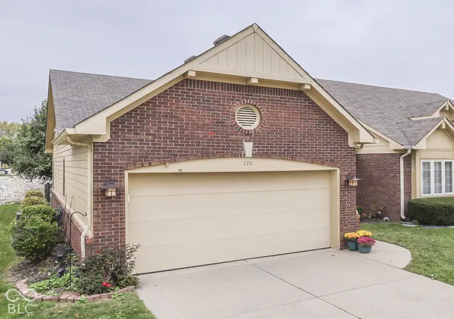 Photo 3 of Single family home for sale at 770 Ivy Ln, Greenwood, IN 46143 | MLS# 22131887 | Listing updated on 2026-10-22