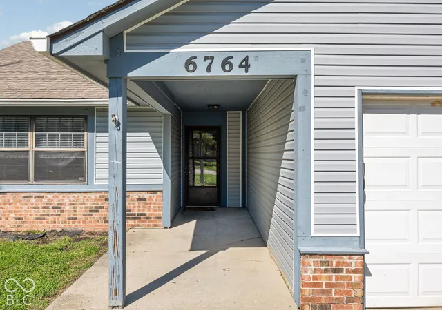 Photo 3 of Sale Pending at 6764 Dunsany Ln, Indianapolis, IN 46254 | MLS# 22131943 | Listing updated on 2026-10-28
