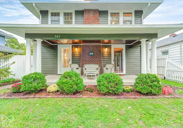 Single family home for sale at 305 N Ridgeview Dr, Indianapolis, IN 46219 | MLS# 22131952 | Listing updated on 2026-10-28