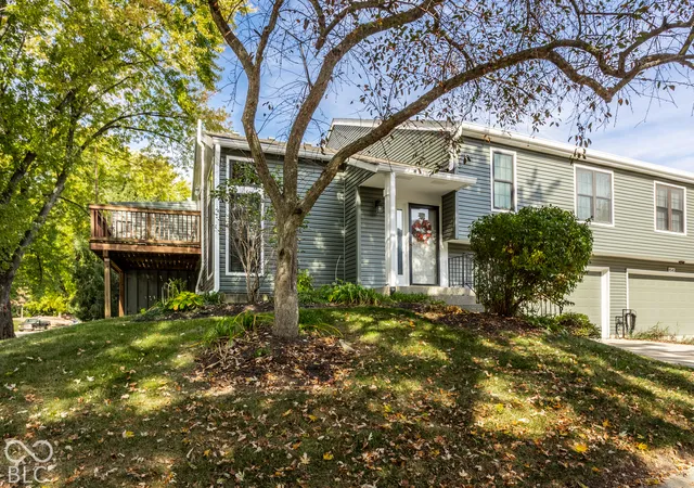 Photo 3 of Condo for sale at 9547 Bay Vista W Dr, Indianapolis, IN 46250 | MLS# 22131955 | Listing updated on 2026-10-28