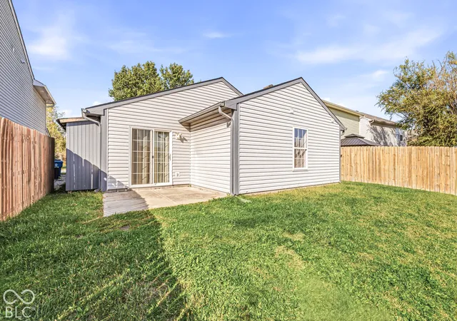 Photo 2 of Single family home for sale at 6719 Glenn Meade Dr, Indianapolis, IN 46241 | MLS# 22131956 | Listing updated on 2026-10-23